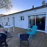 Chez Annette Et Bebert Dom wakacyjny Montamisé