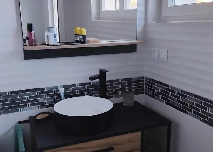 Chez Annette Et Bebert Montamisé